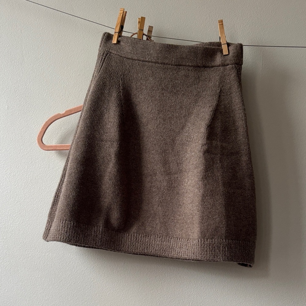 Banana Republic Classic Brown A-Line Skirt